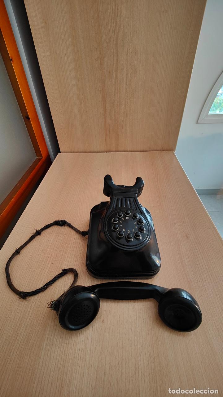 Tel&eacute;fonos: Antiguo tel&eacute;fono de rueda - Foto 1