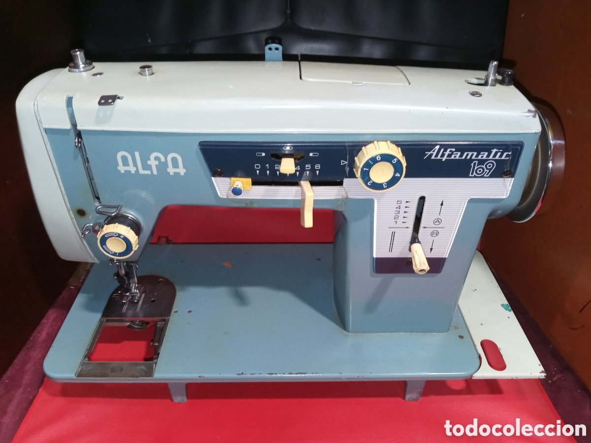 Prensatelas de la máquina de coser Alfa 60, con nº de serie