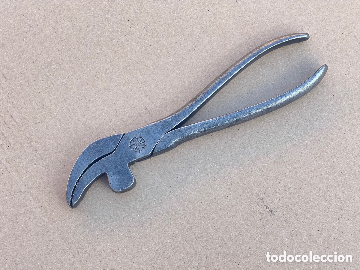 Antig&uuml;edades: Alicates de zapatero de 20 cm de largo - Foto 2