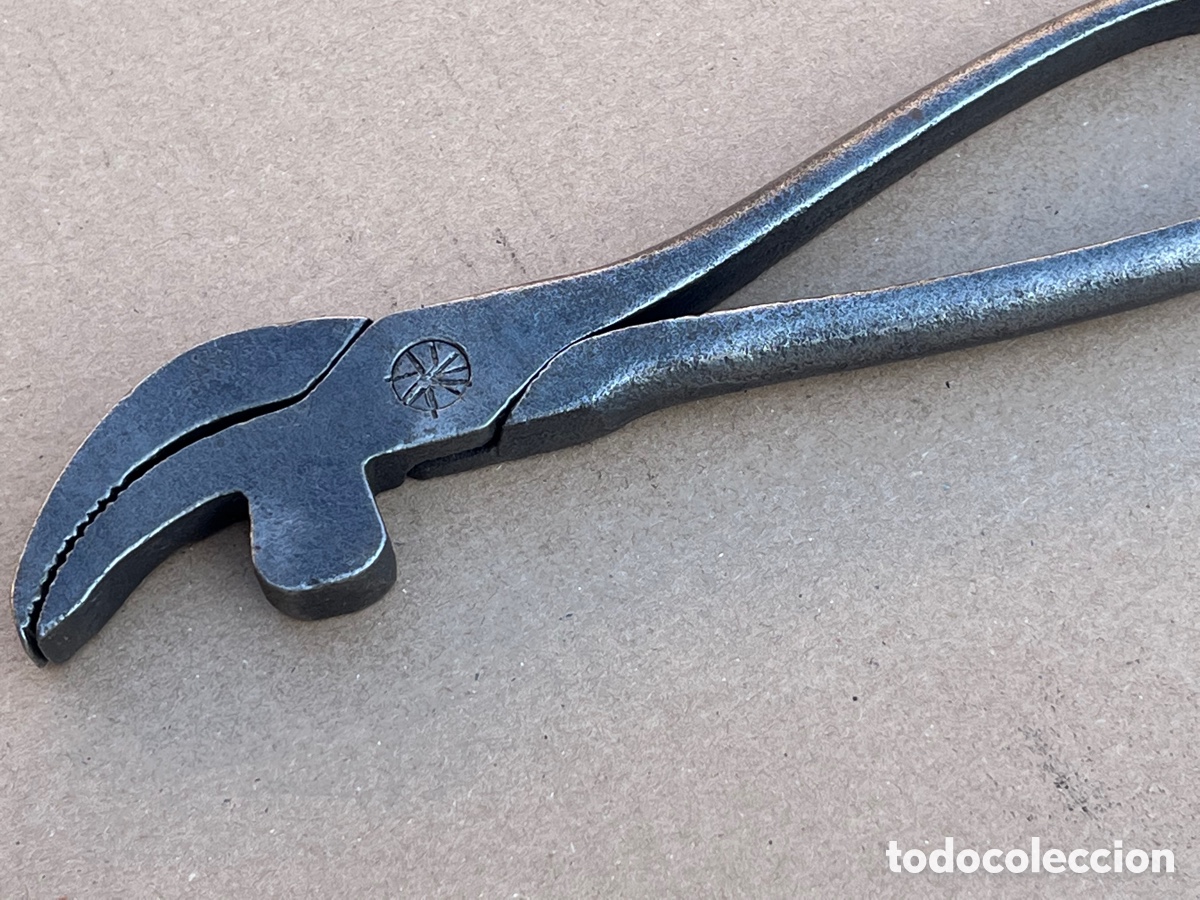 Antig&uuml;edades: Alicates de zapatero de 20 cm de largo - Foto 4