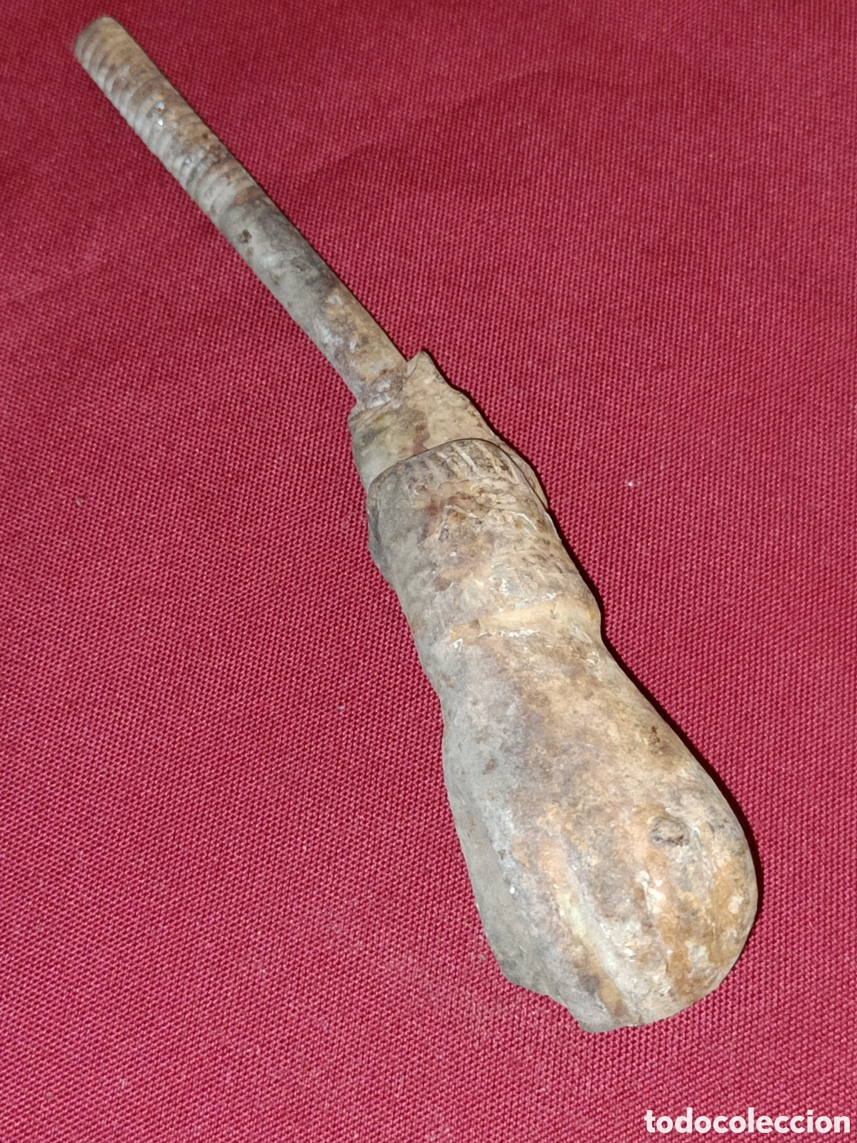 Antig&uuml;edades: Peque&ntilde;a aldaba de mano. - Foto 1