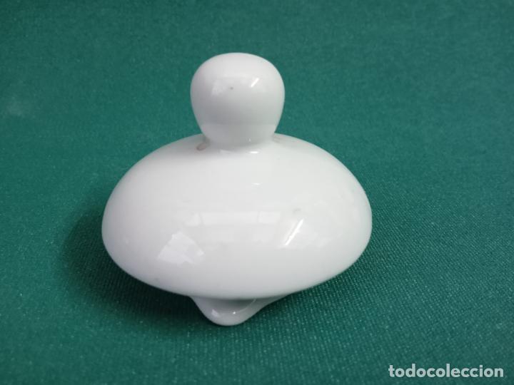 Antig&uuml;edades: TAPA DE PORCELANA - Foto 1