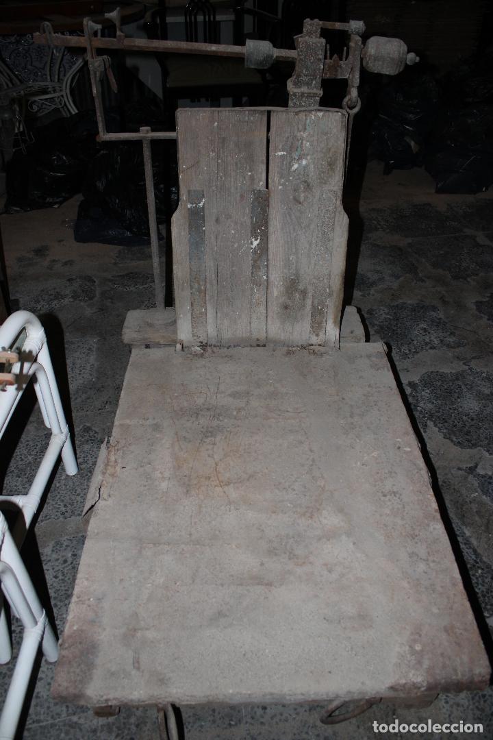 Antig&uuml;edades: antigua bascula - Foto 2