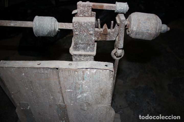 Antig&uuml;edades: antigua bascula - Foto 6