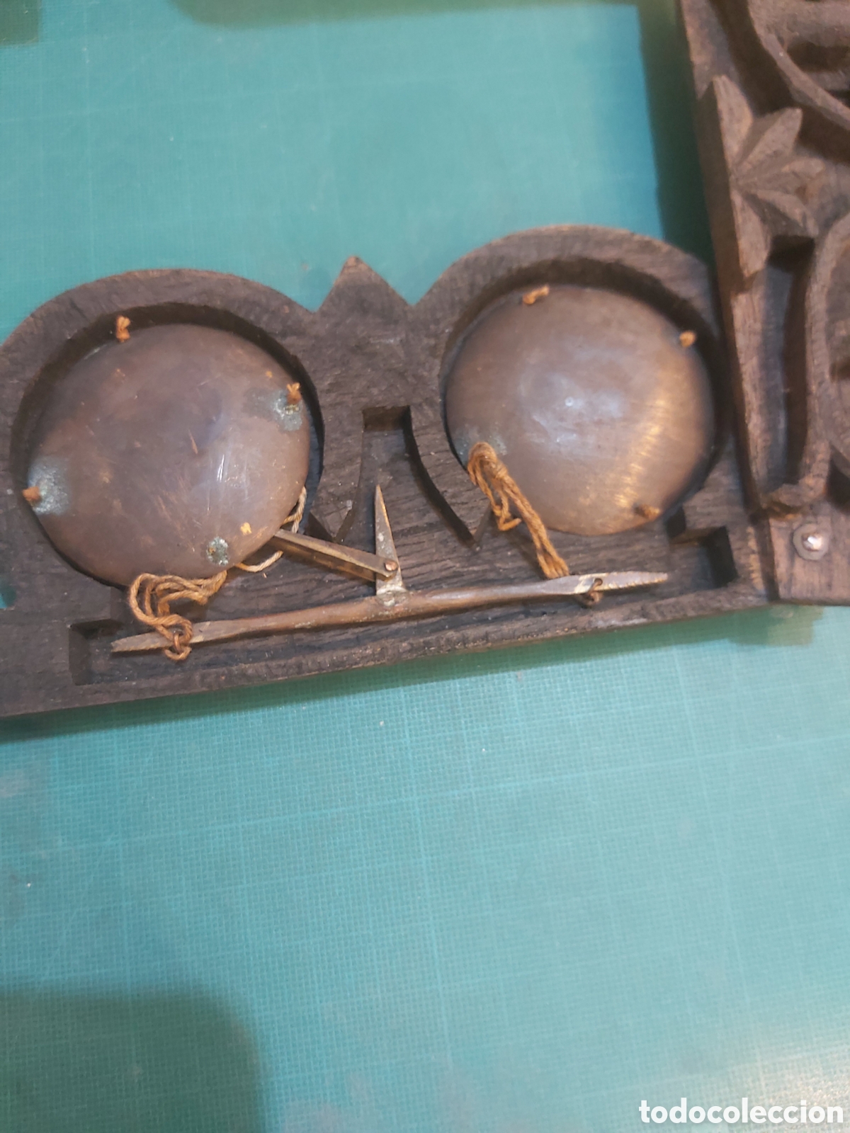 Antig&uuml;edades: Antiguo b&aacute;scula con caja - Foto 1