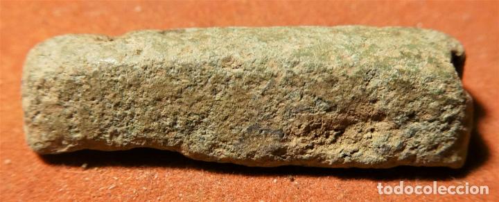 Antiquit&eacute;s: Antiguo ponderal, pesa 14,50 gr