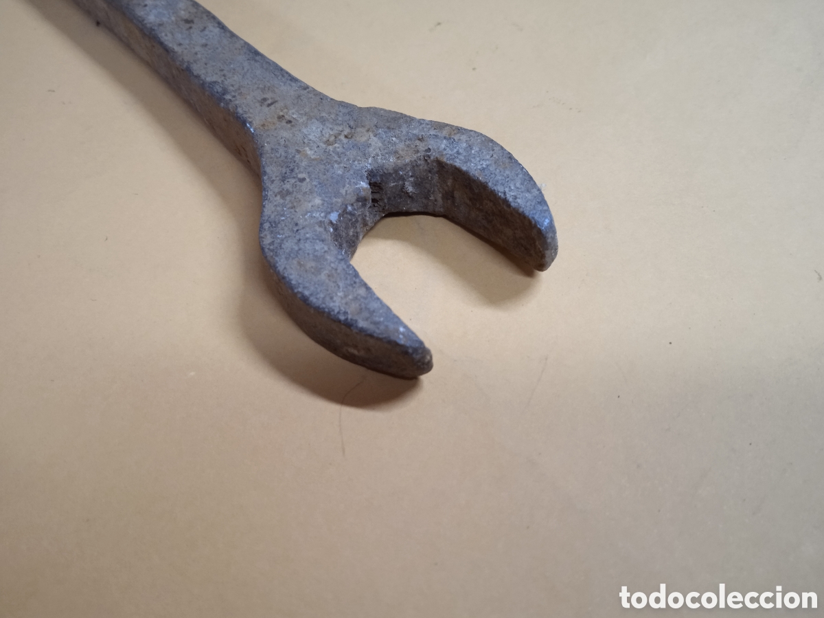 Antig&uuml;edades: Antigua llave de forja de 23mm - Foto 4