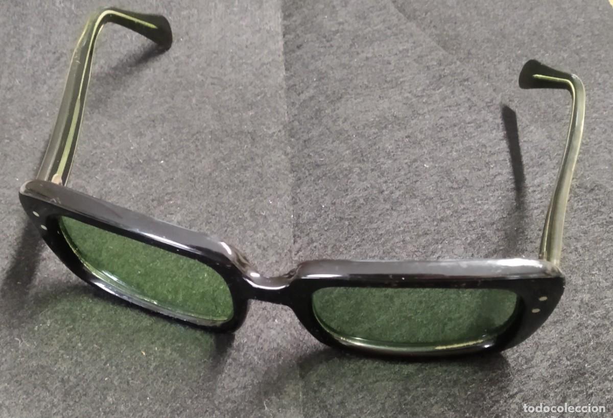 Antig&uuml;edades: Gafas de sol vintage. - Foto 3