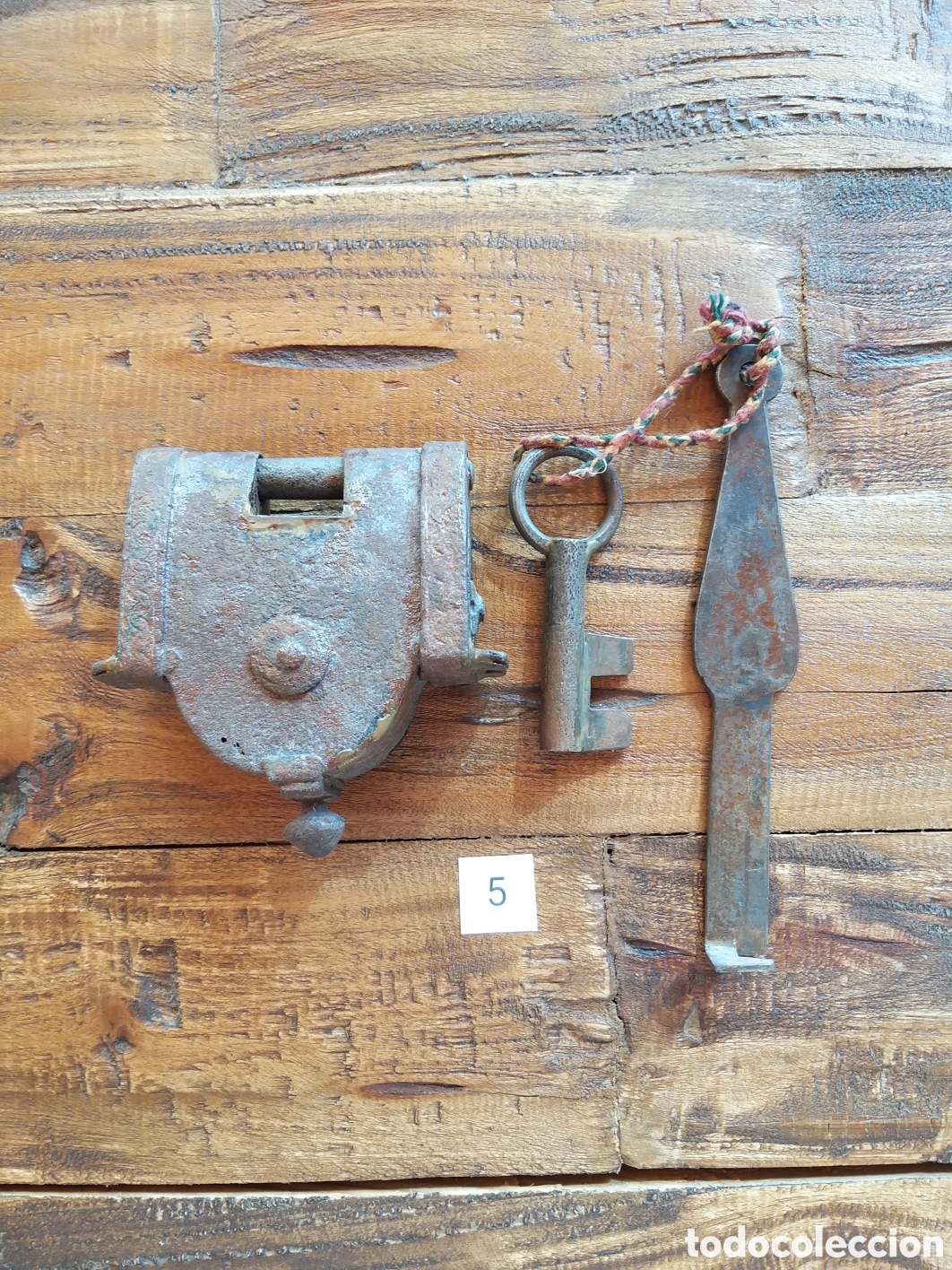 Antig&uuml;edades: Antiguo Candado de p&uacute;as de doble extremo - Foto 2