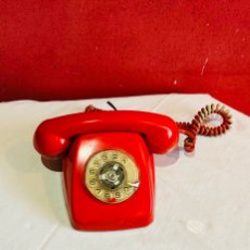 Teléfonos: ANTIGUO TELÉFONO MÁLAGA ESPAÑA ROJO PARA RESTAURAR O RECAMBIOS. Lote 398231174