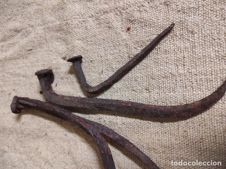 Antig&uuml;edades: clavos de forja - Foto 3