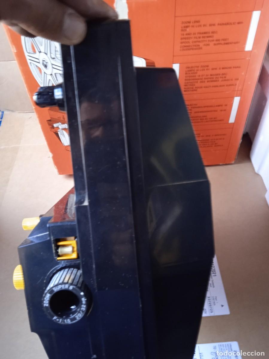 Antig&uuml;edades: Proyector super 8 - Foto 6