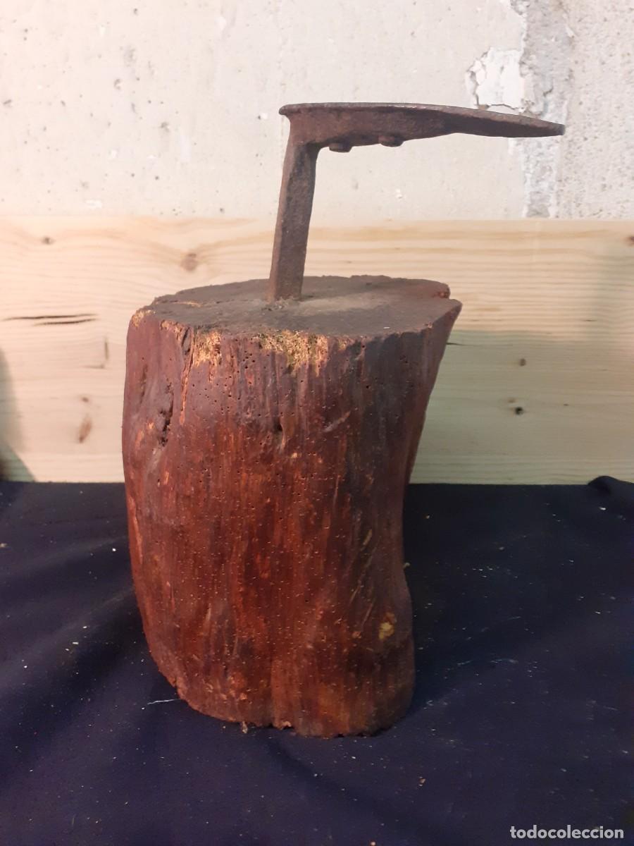 Antig&uuml;edades: Pie de zapatero - Foto 4