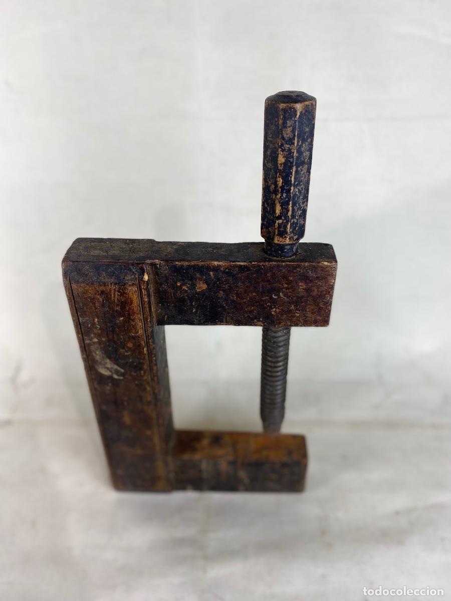 Antig&uuml;edades: Sargento en madera 1 - Foto 8