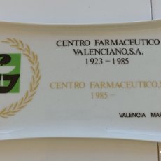 Antigüedades: BANDEJA FARMACIA 1985, CERÁMICA.. Lote 401823724