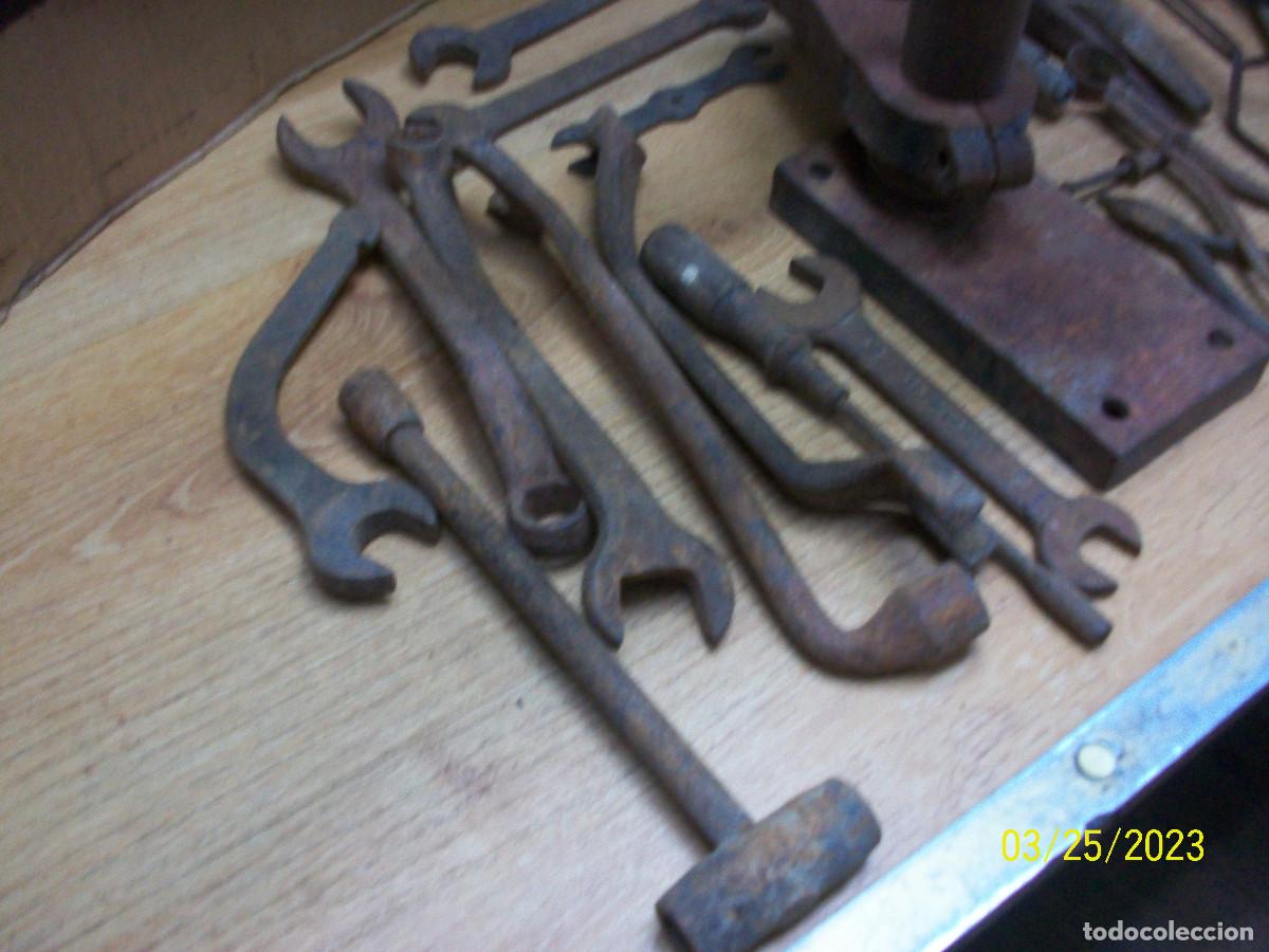 Antig&uuml;edades: LOTE DE 21 HERRAMIENTAS - Foto 3