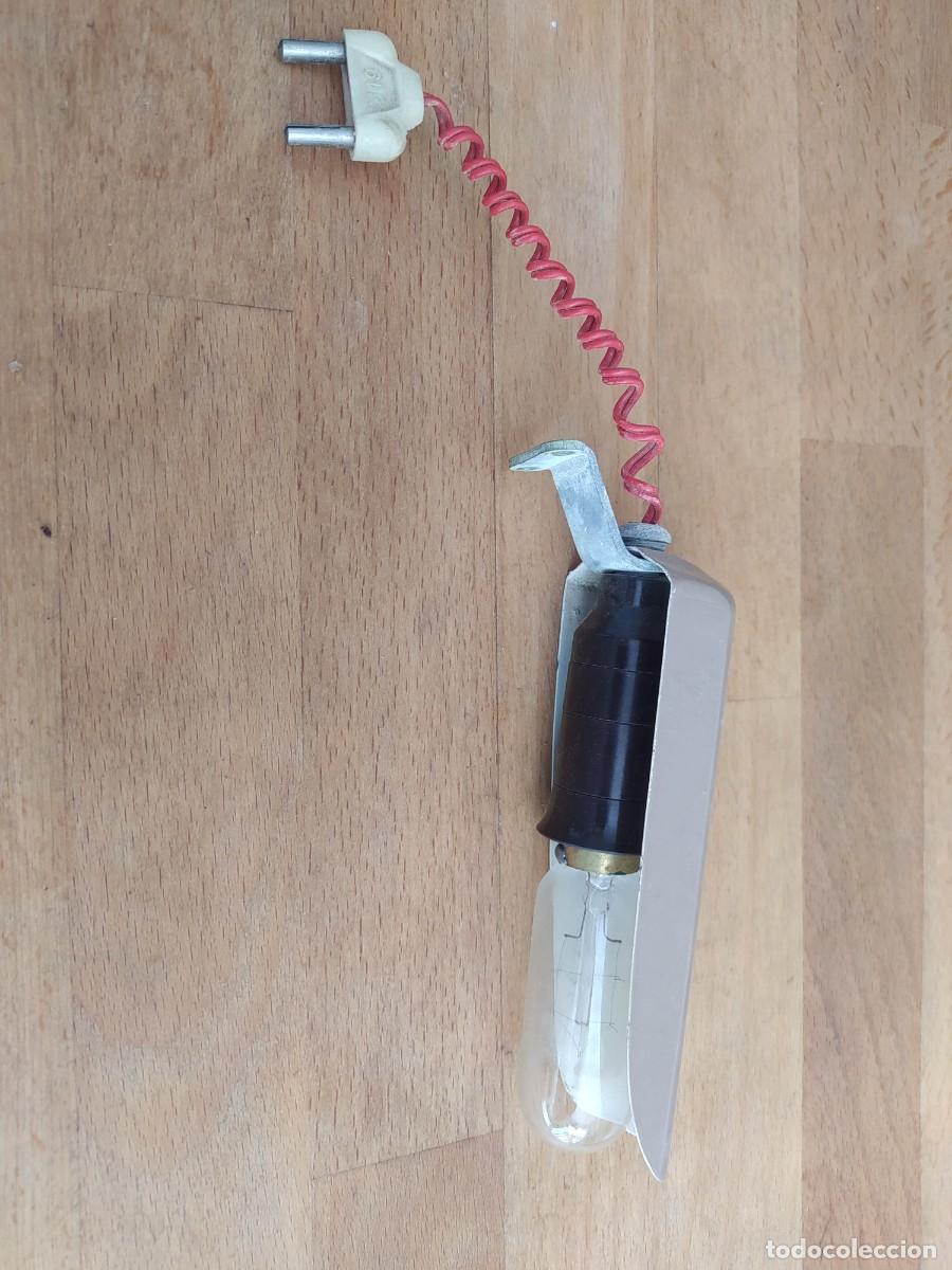 Antig&uuml;edades: L&aacute;mpara de m&aacute;quina de coser - Foto 1