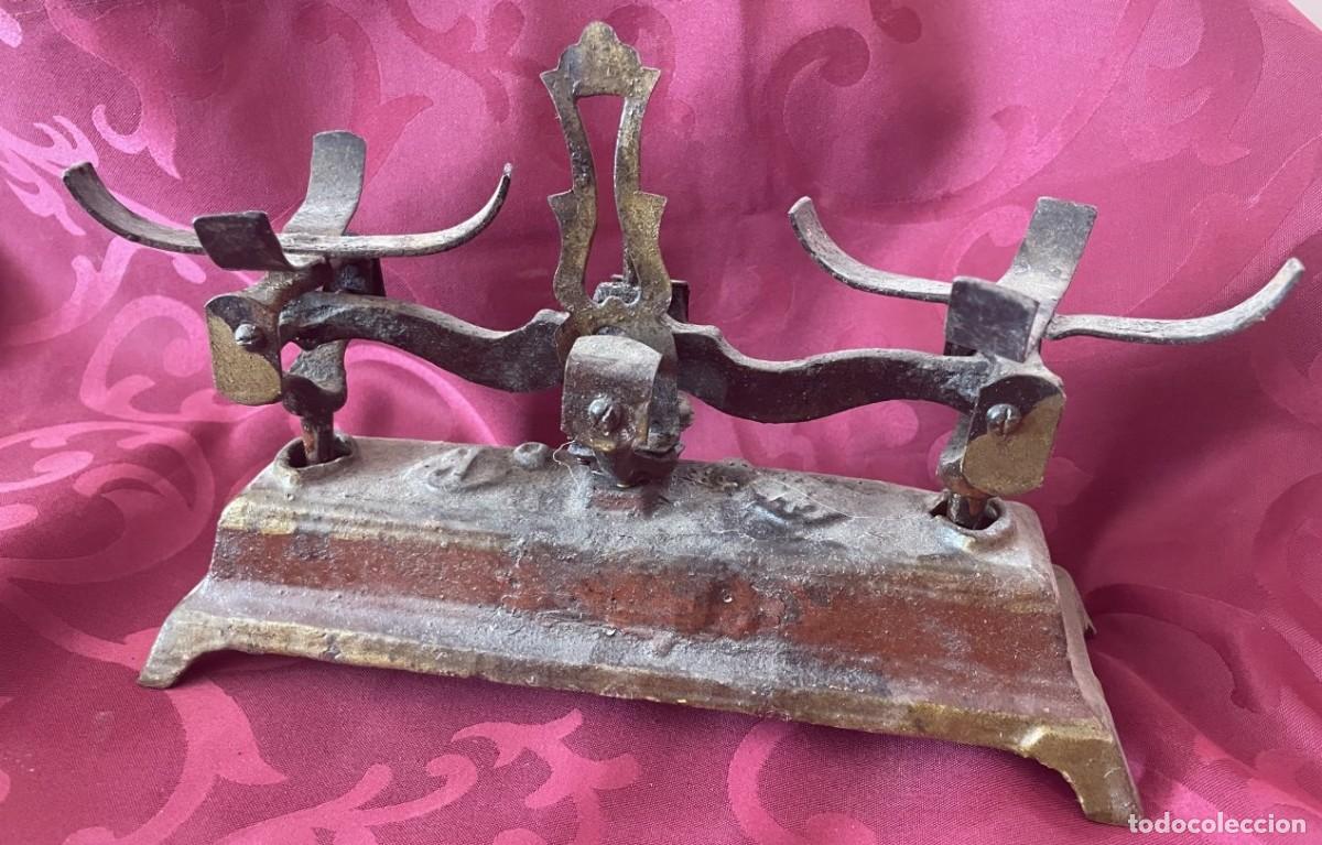 Antig&uuml;edades: Antigua balanza - Foto 4