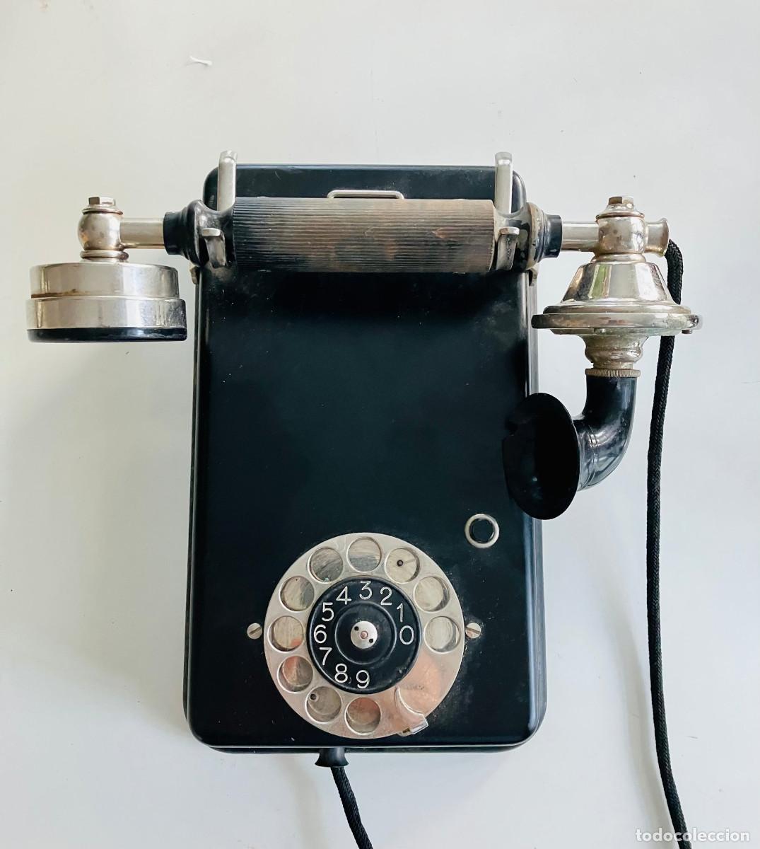 Teléfono antiguo de pared de madera, Teléfonos antiguos