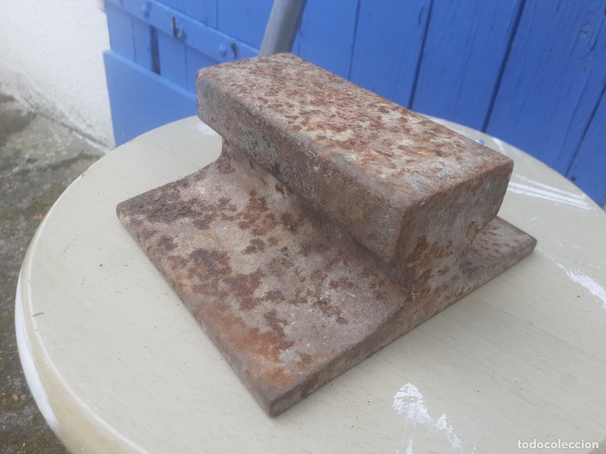 Antig&uuml;edades: Yunque peque&ntilde;o - Foto 3