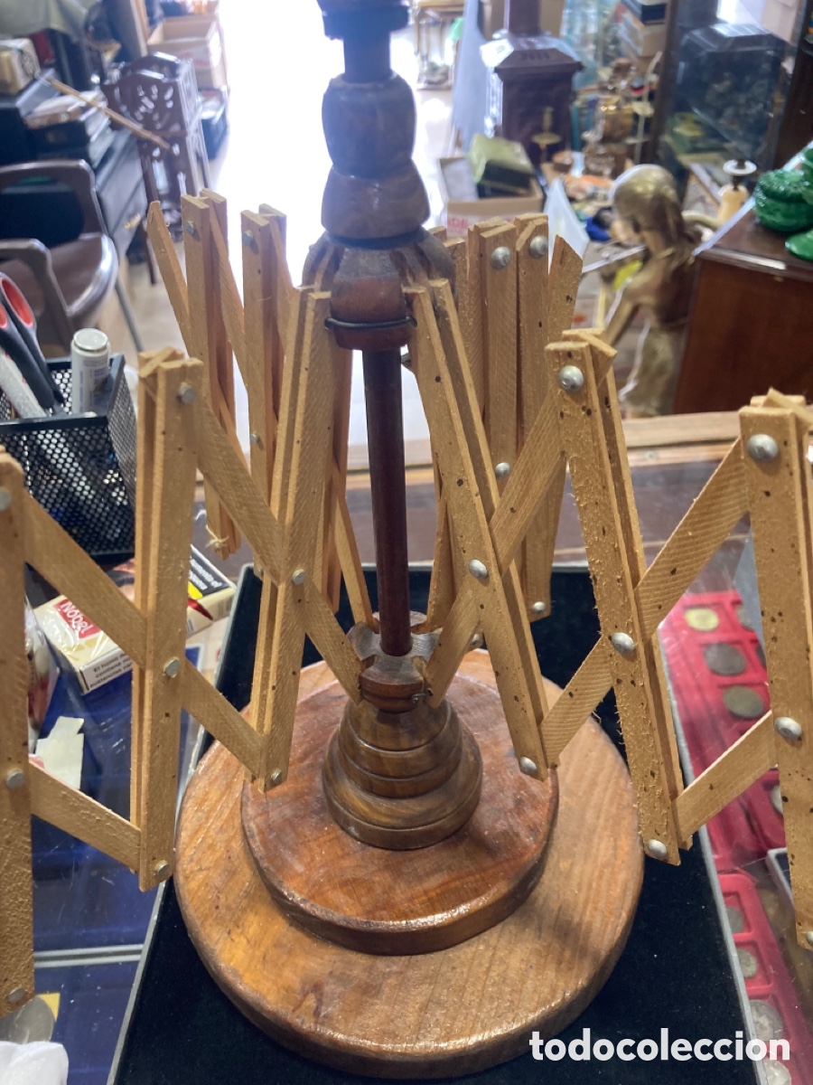 Antig&uuml;edades: Antiguo aparato para hilar - Foto 2