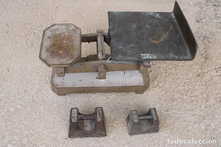Antig&uuml;edades: antigua balanza inglesa - Foto 1