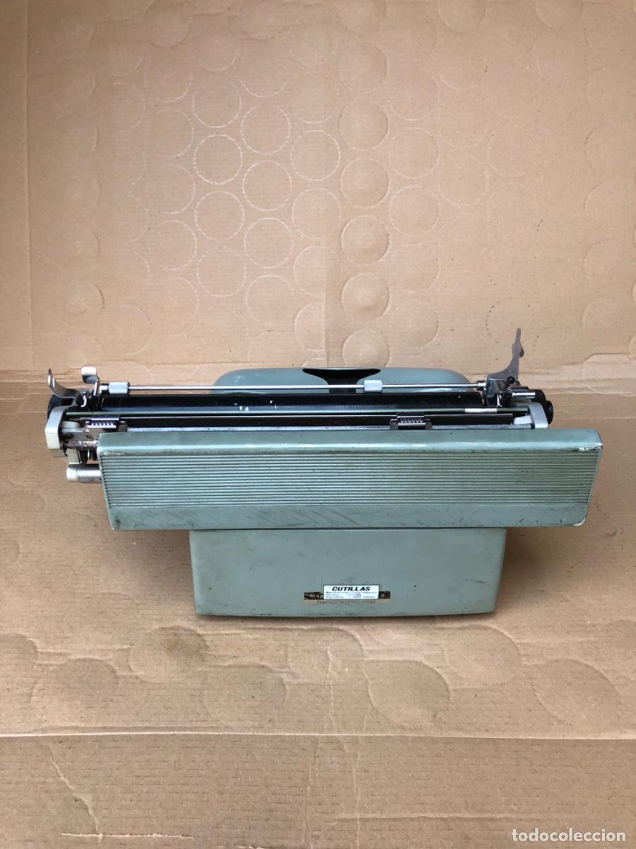 Antig&uuml;edades: M&aacute;quina de escribir Olivetti Lexicon 80 - Foto 9