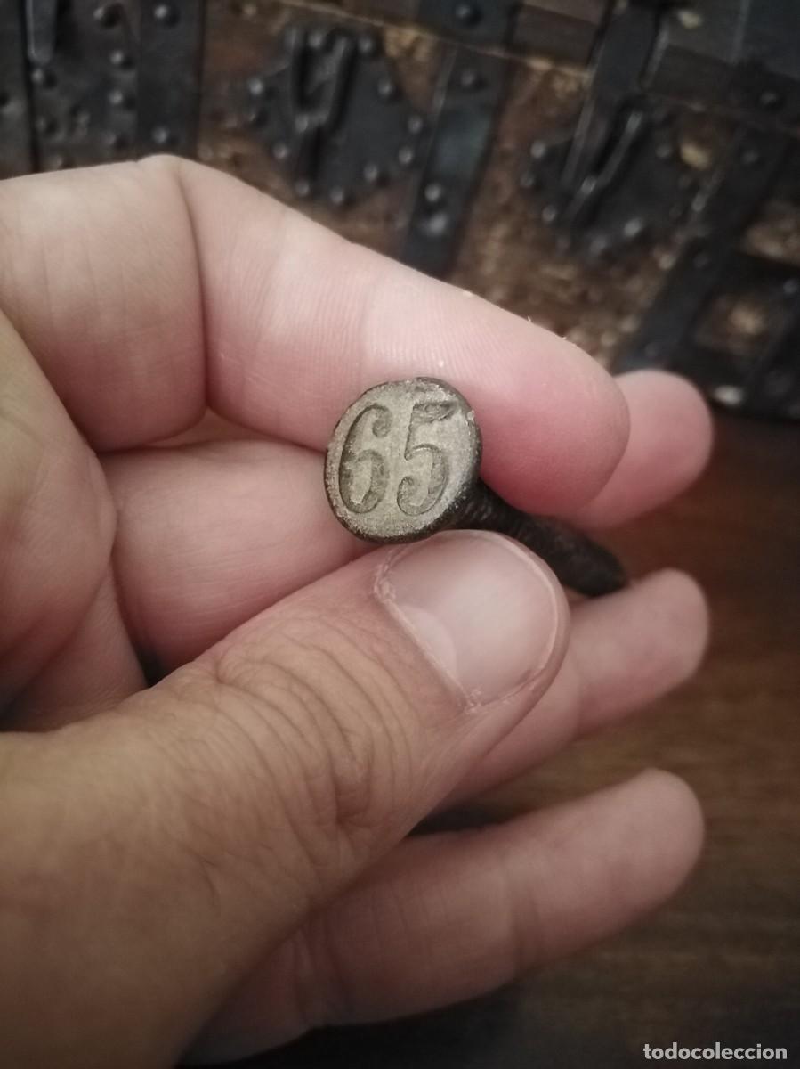 Antig&uuml;edades: Clavo ferroviario a&ntilde;o 1965. - Foto 4
