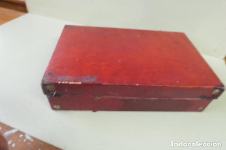 Antig&uuml;edades: Barberia. Maletin de barbero completo - Foto 6