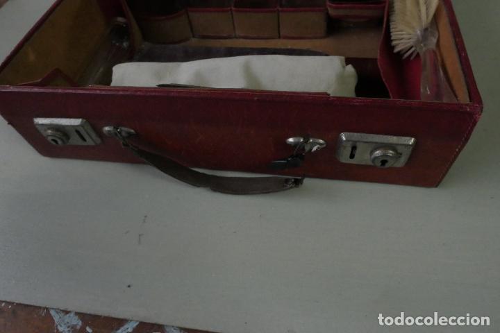 Antig&uuml;edades: Barberia. Maletin de barbero completo - Foto 13