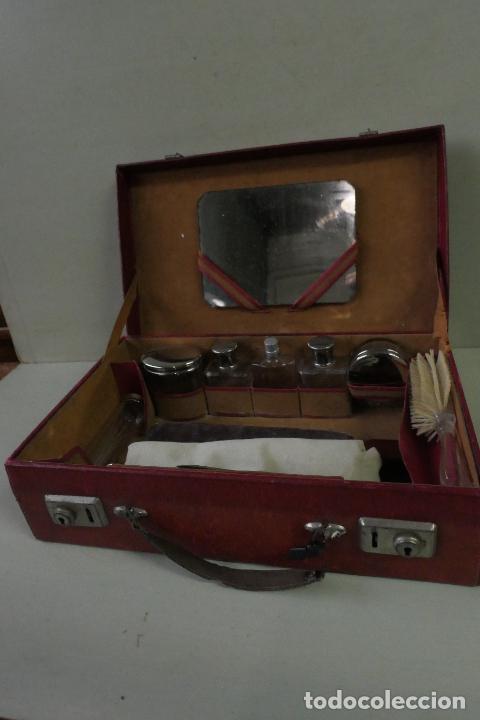 Antig&uuml;edades: Barberia. Maletin de barbero completo - Foto 17