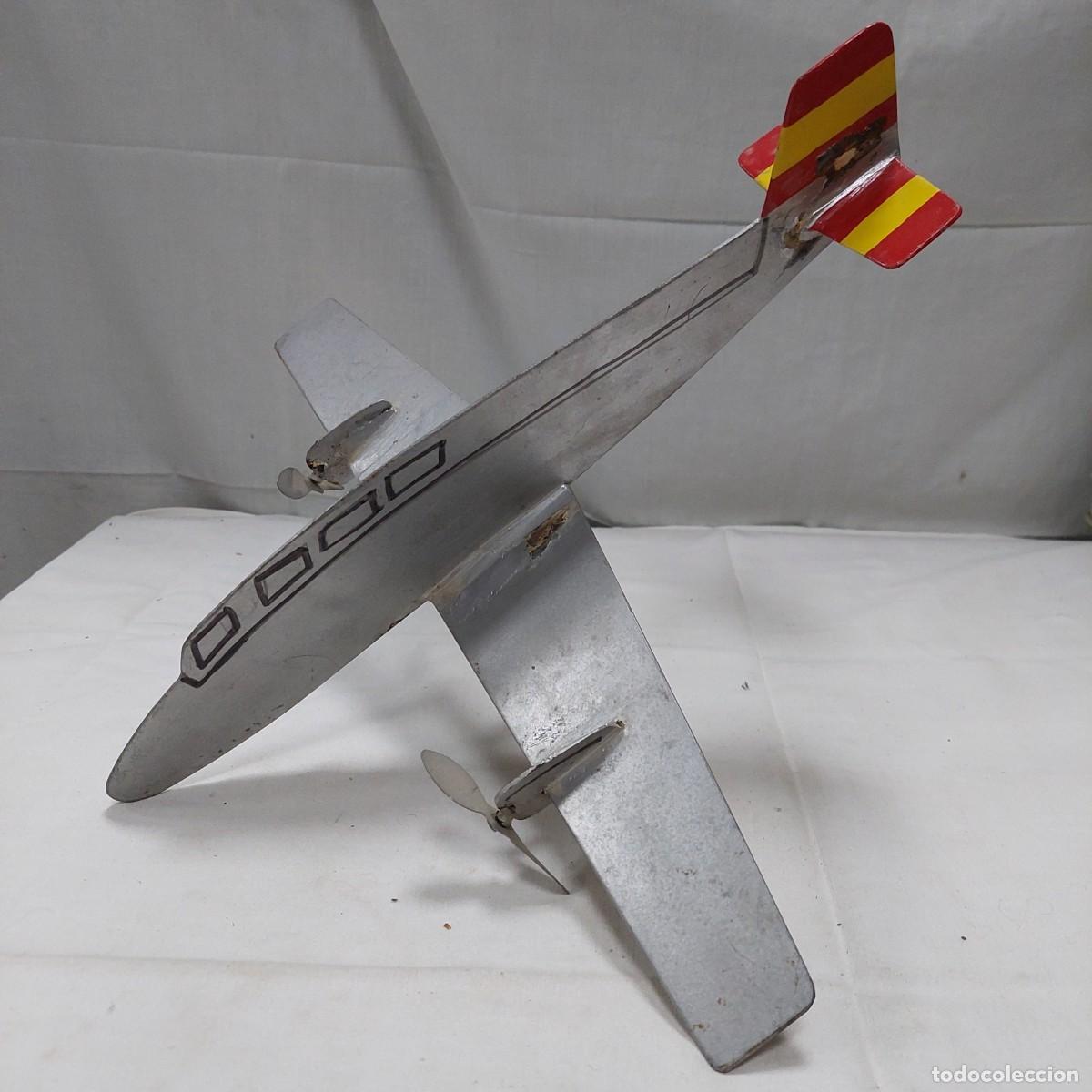 Antig&uuml;edades: Veleta de hierro forma de avi&oacute;n - Foto 2