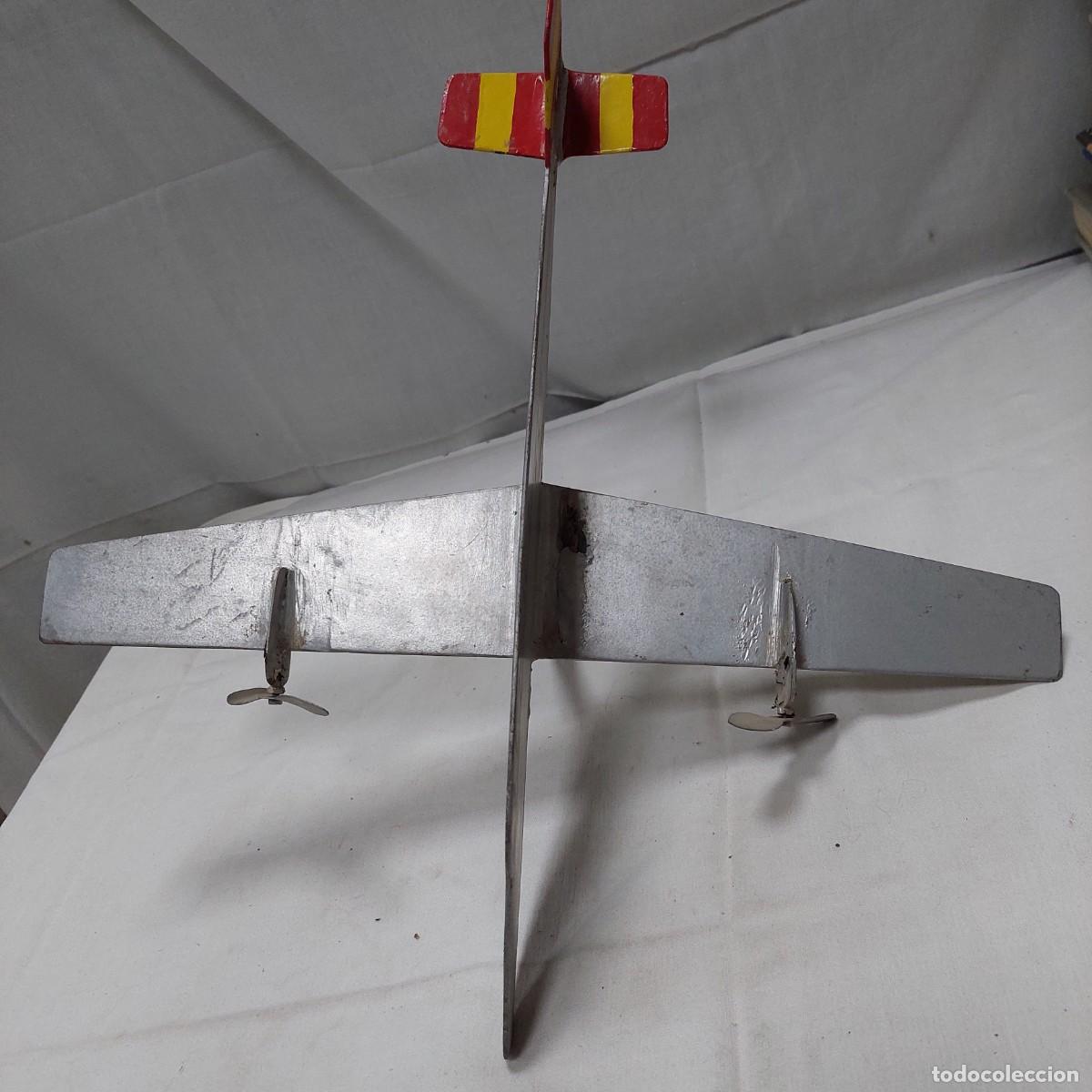 Antig&uuml;edades: Veleta de hierro forma de avi&oacute;n - Foto 4