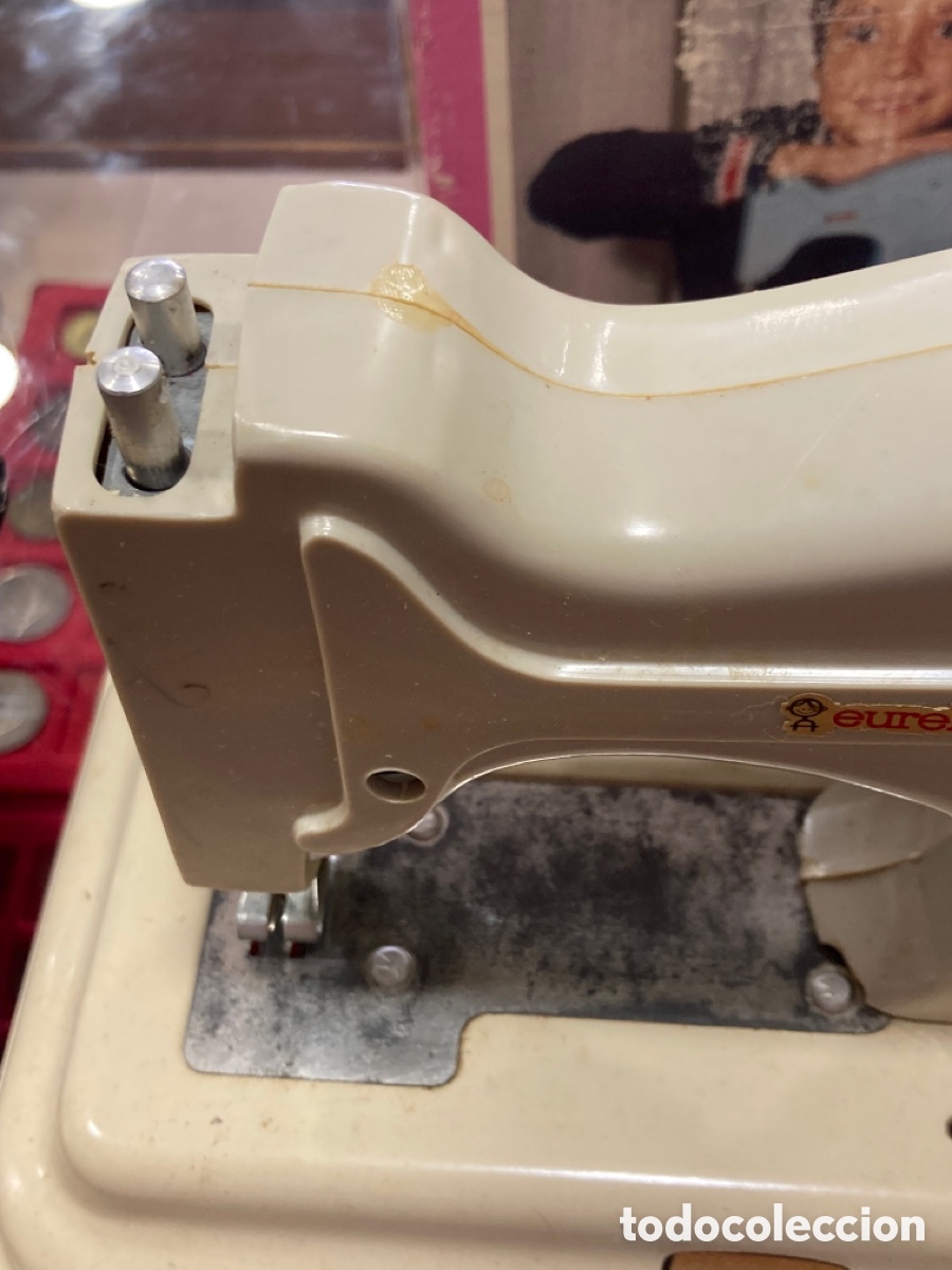 Antig&uuml;edades: M&aacute;quina de coser Anabella - Foto 4