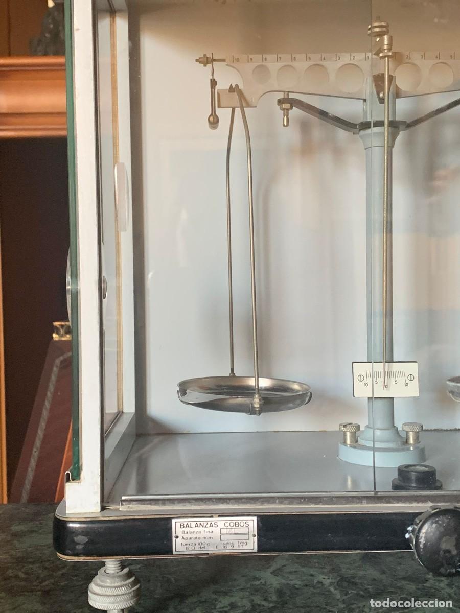 Antig&uuml;edades: Antigua b&aacute;scula farmacia Cobos - Foto 4