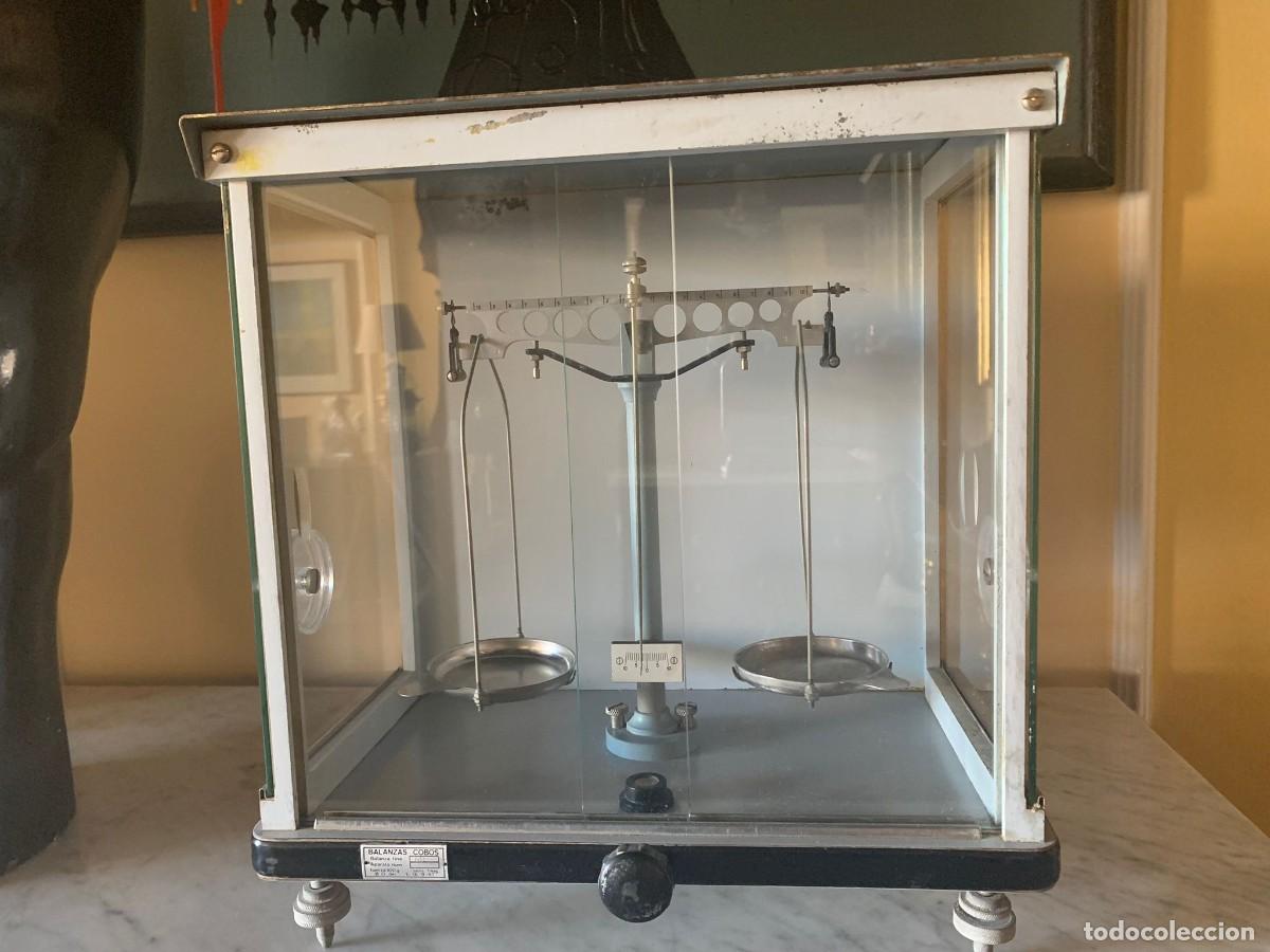 Antig&uuml;edades: Antigua b&aacute;scula farmacia Cobos - Foto 12