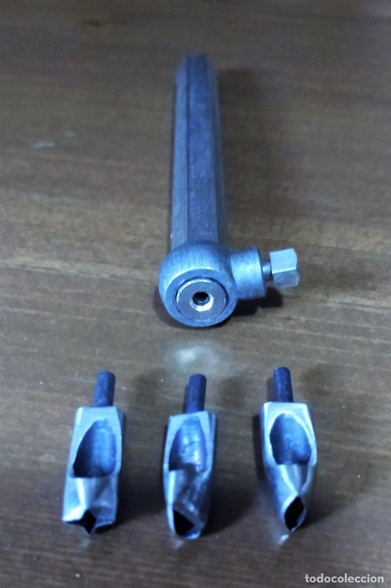 Antig&uuml;edades: ANTIGUO TROQUEL MANUAL - Foto 2