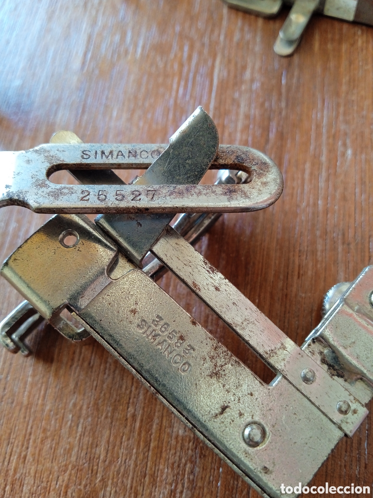 Antig&uuml;edades: Piezas de antiguas m&aacute;quinas de coser - Foto 5