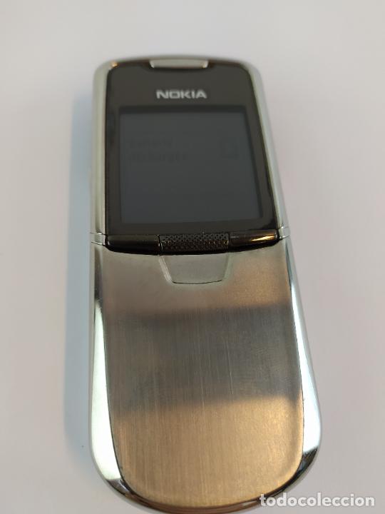 Tel&eacute;fonos: Tel&eacute;fono m&oacute;vil Nokia 8800. Funcionando. Plateado - Foto 3