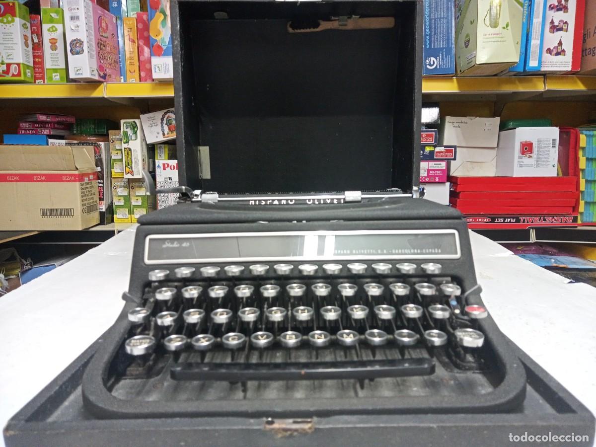 Antig&uuml;edades: M&aacute;quina de escribir antigua. - Foto 2