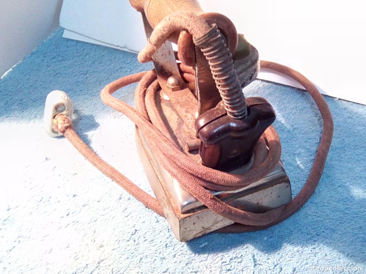 Antig&uuml;edades: Antigua plancha el&eacute;ctrica - Foto 4