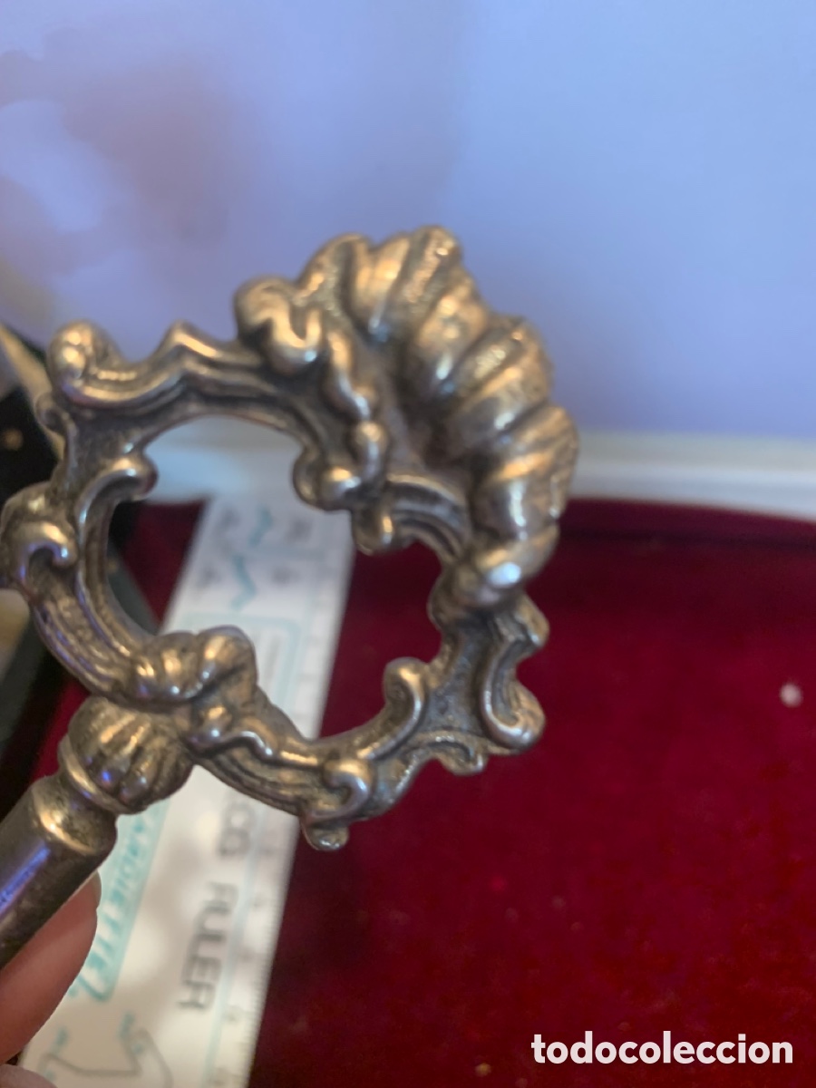 Antig&uuml;edades: Antigua llave con cuidado dise&ntilde;o - Foto 3