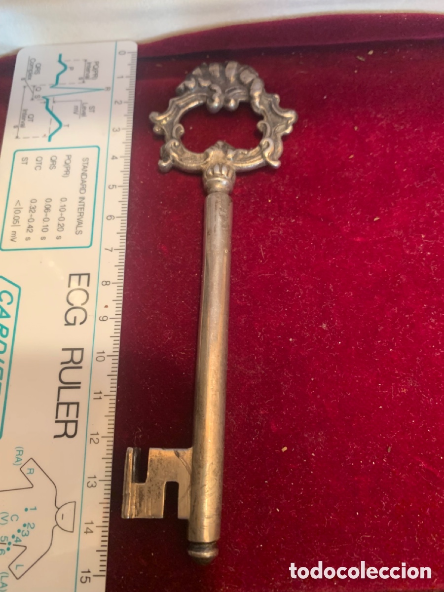 Antig&uuml;edades: Antigua llave con cuidado dise&ntilde;o - Foto 1