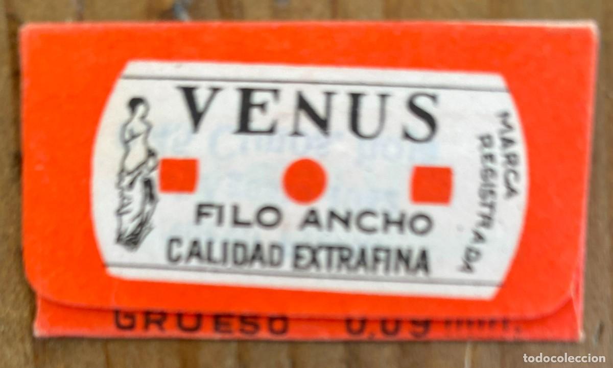 Antig&uuml;edades: CUCHILLA DE AFEITAR, MARCA VENUS, CUCHILLA Y ENVOLTORIO. - Foto 2