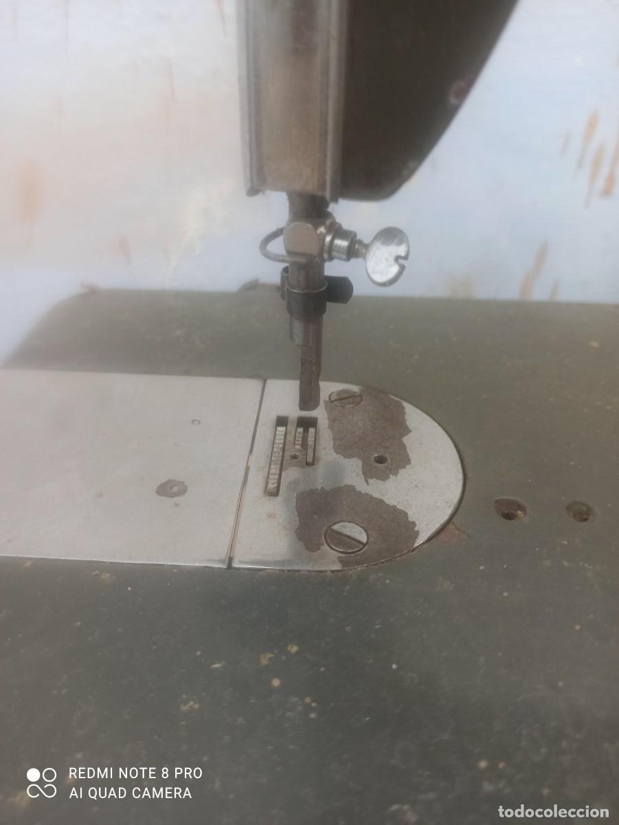Antig&uuml;edades: Cabezal de m&aacute;quina de coser - Foto 4