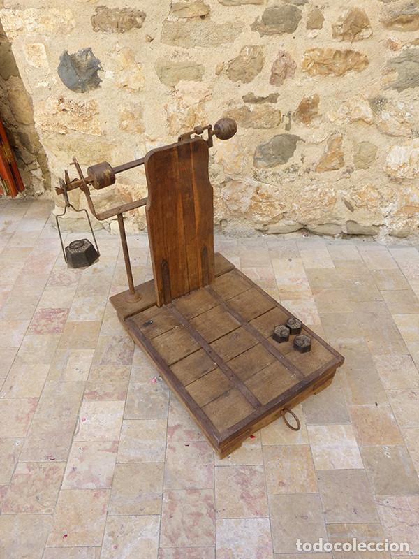 Antig&uuml;edades: B&aacute;scula industrial antigua Baru&eacute; - Foto 1