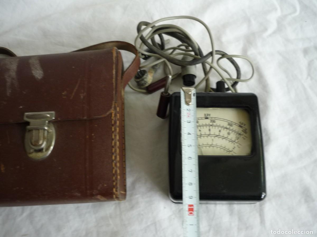 Antig&uuml;edades: Volt&iacute;metro de baquelita y funda de cuero - Foto 12