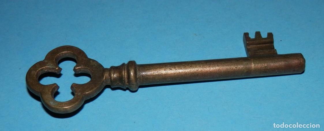 Antig&uuml;edades: ANTIGUA LLAVE DE HIERRO - Foto 1