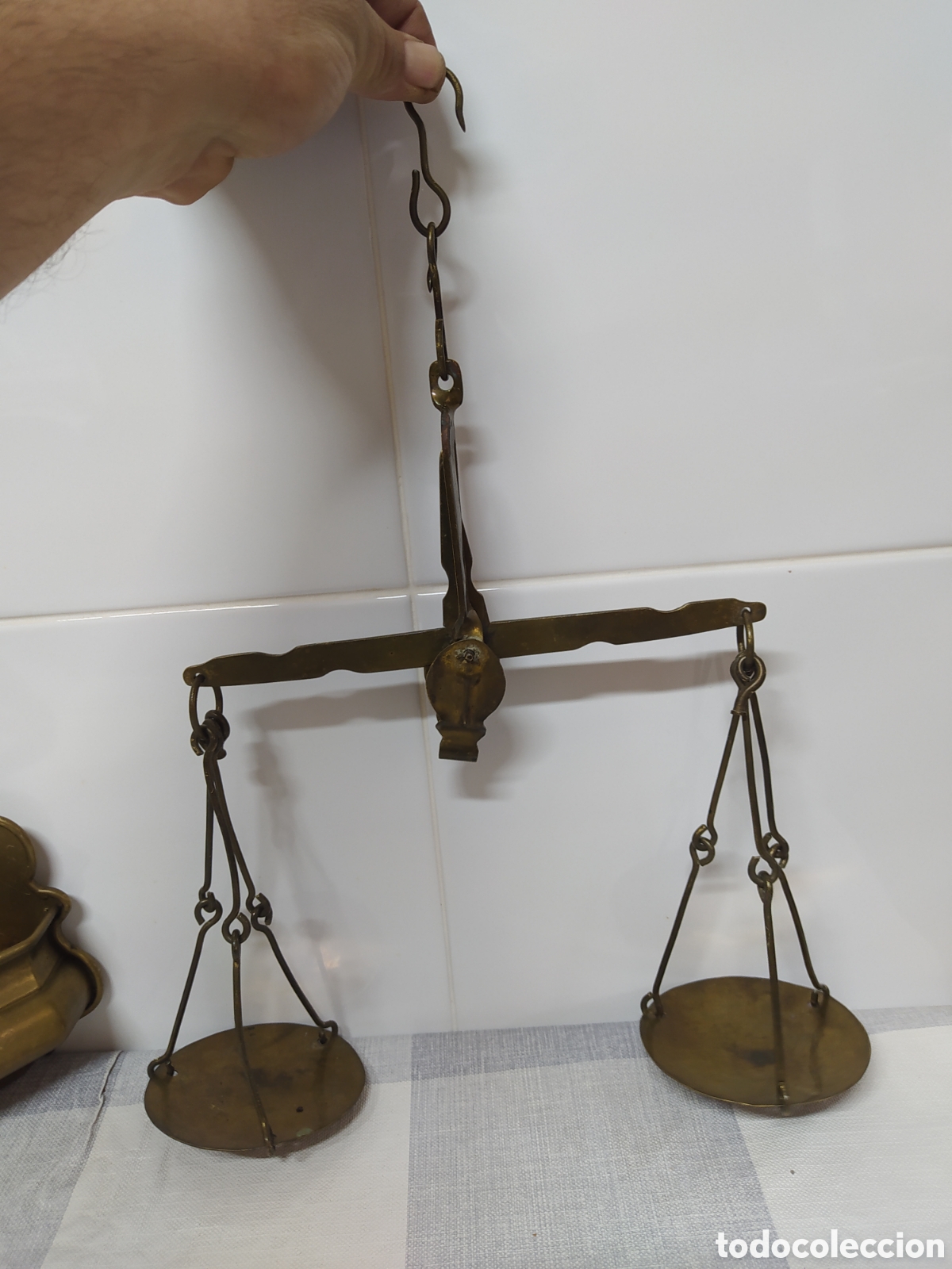 Antig&uuml;edades: LOTE BRONCE, BALANZA AGUILA, BENDITERA ? Y CORNETA - Foto 5