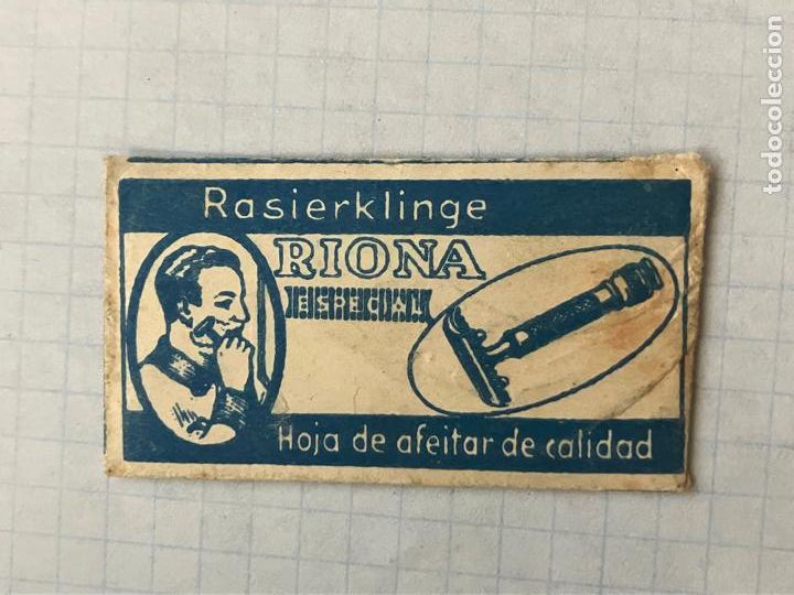 Antig&uuml;edades: Hoja de afeitar - Riona - con cuchilla - Foto 1